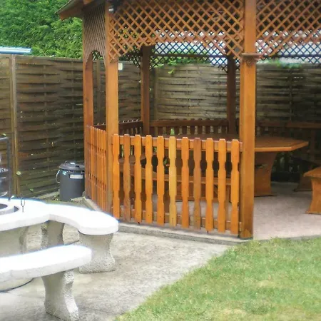Awesome In W/ Wifi And 2 Bedrooms Apartmán